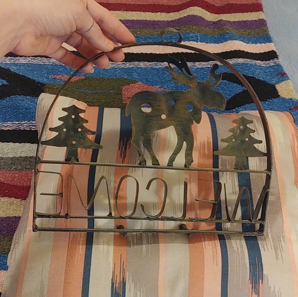 Welcome sign - Picture 3 of 3